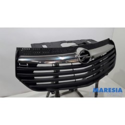 Opel - Vivaro - Grill