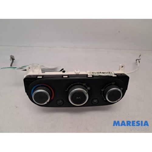 Renault - Clio - Heater control panel