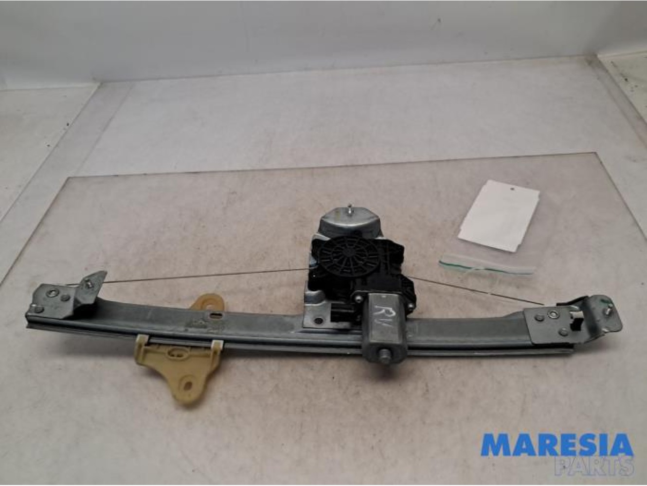 Renault - Clio - Window mechanism 4-door, front right