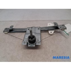 Renault - Clio - Rear door window mechanism 4-door, right