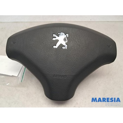 Peugeot - 5008 - Left airbag (steering wheel)