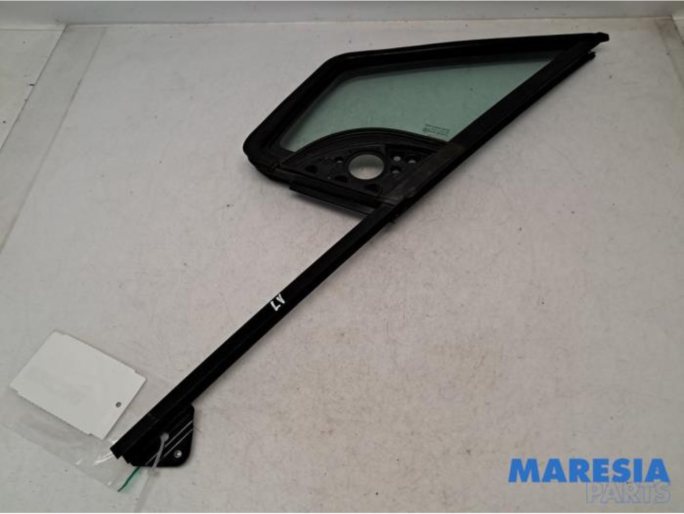 Peugeot - Partner - Quarter light, front left