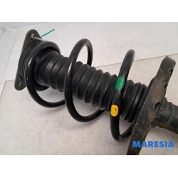 Renault - Captur - Front shock absorber rod, right