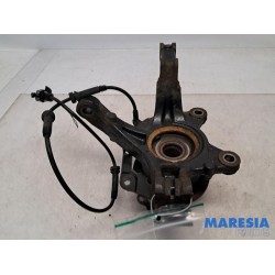 Renault - Captur - Knuckle, front left