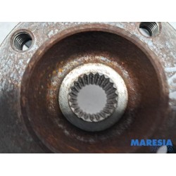 Renault - Captur - Knuckle, front right