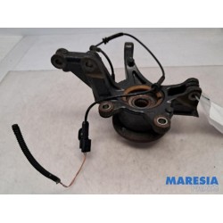 Renault - Captur - Knuckle, front right
