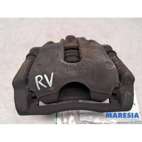 Renault - Captur - Front brake calliper, right