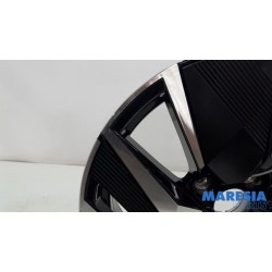 Peugeot - 208 - Wheel
