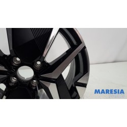 Peugeot - 208 - Wheel