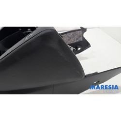 Peugeot - 208 - Middle console