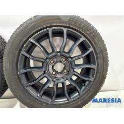 Fiat - Panda - Sportvelgenset + banden