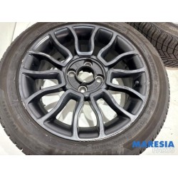Fiat - Panda - Sportvelgenset + banden