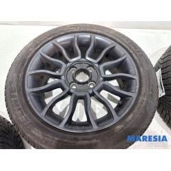 Fiat - Panda - Sportvelgenset + banden