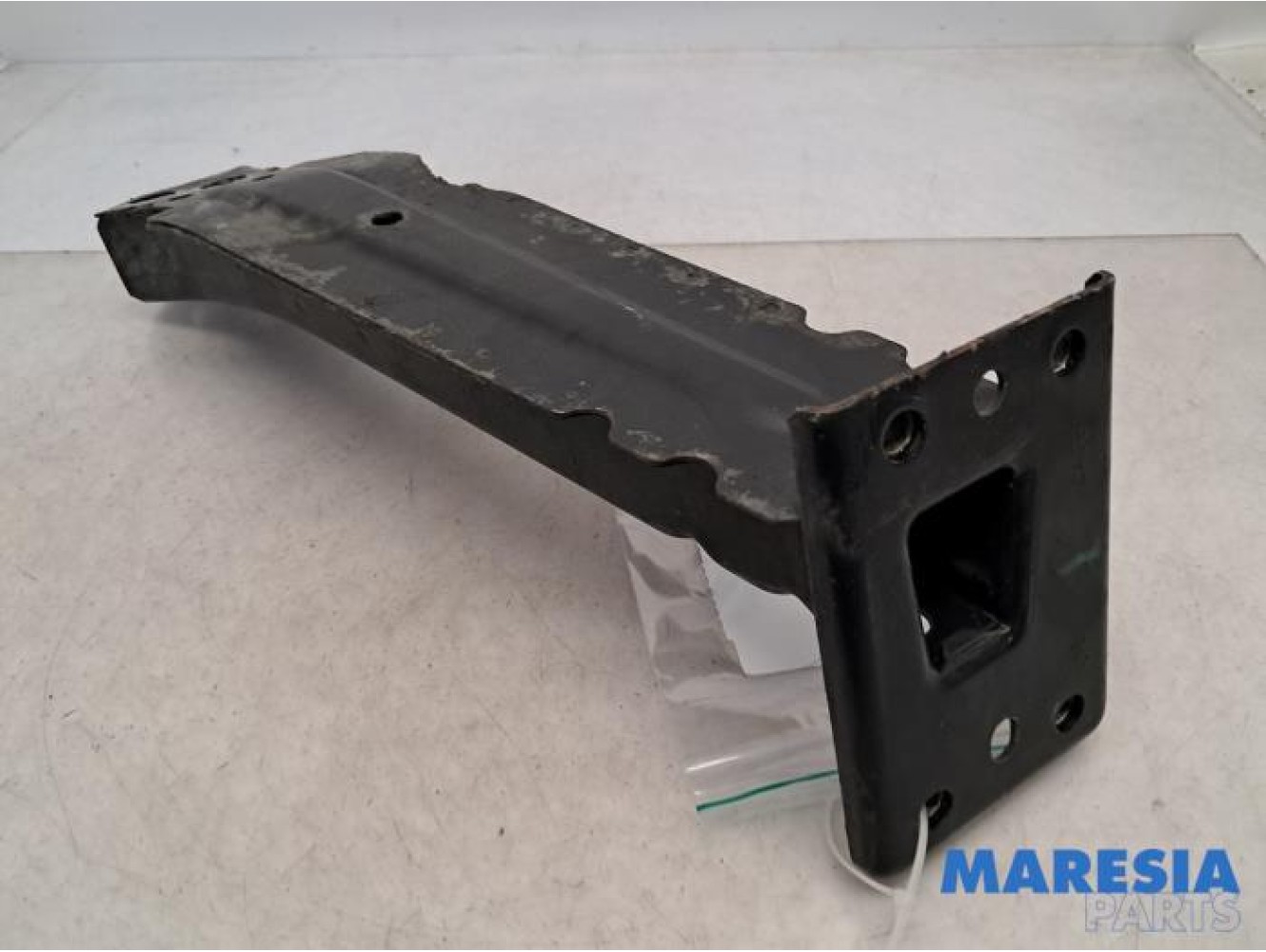 Fiat - Panda - Front part support