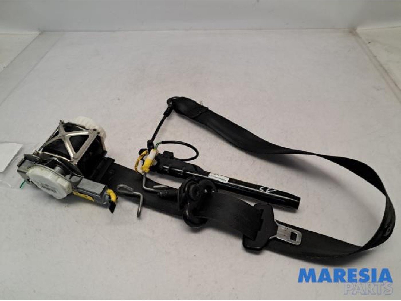 Fiat - Panda - Front seatbelt, left