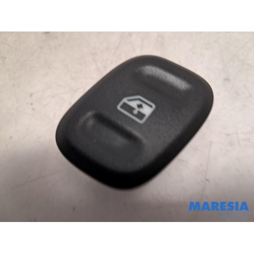 Fiat - Panda - Electric window switch