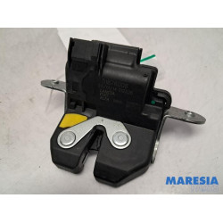 Fiat - Panda - Tailgate lock mechanism