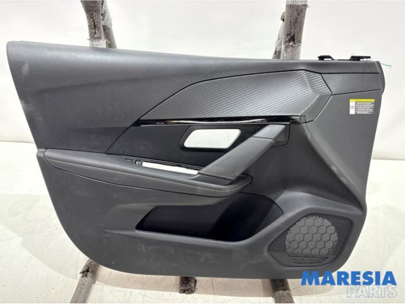 Peugeot - 208 - Door trim 4-door, front left
