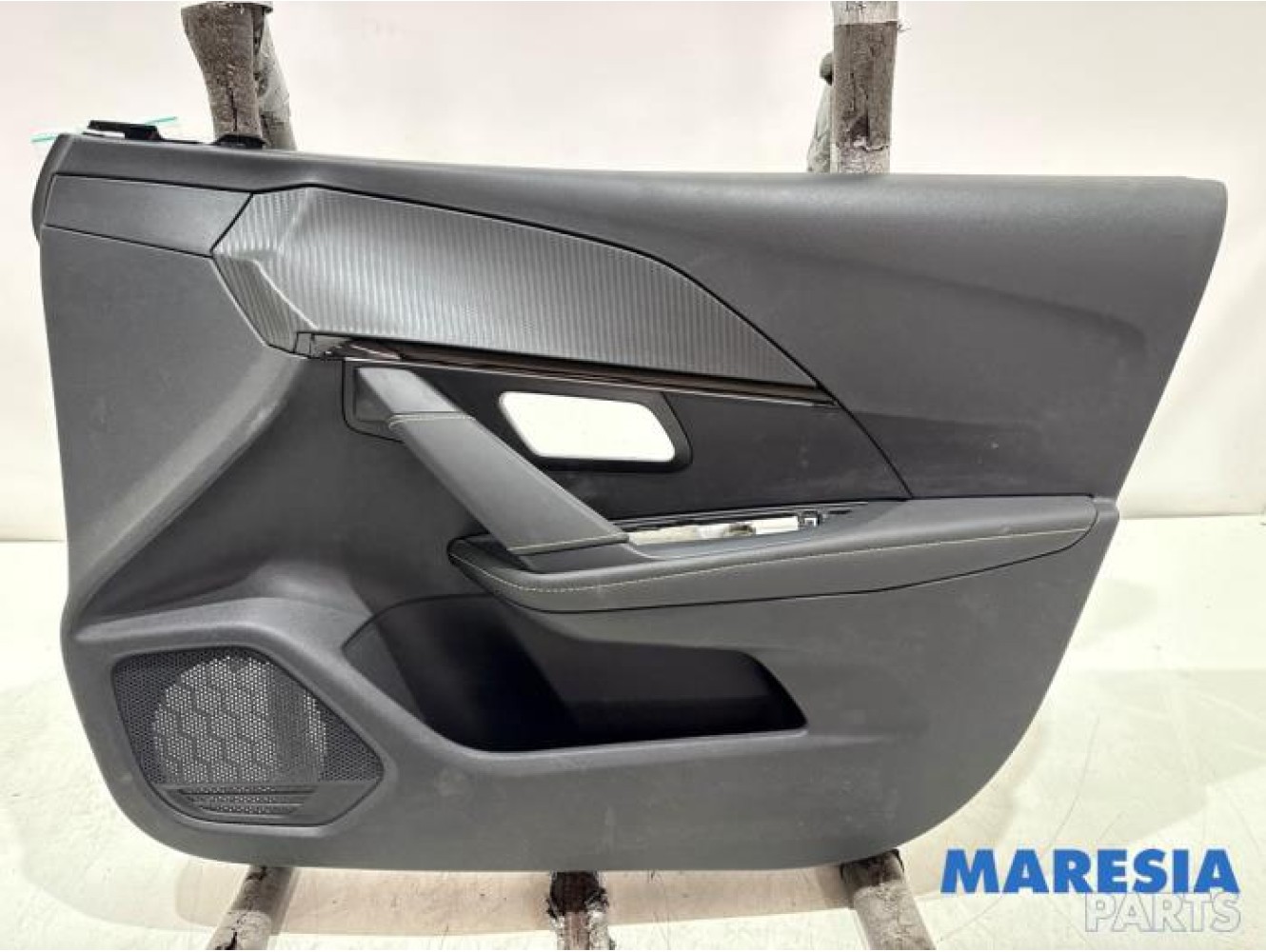 Peugeot - 208 - Revêtement portière 4portes avant droite