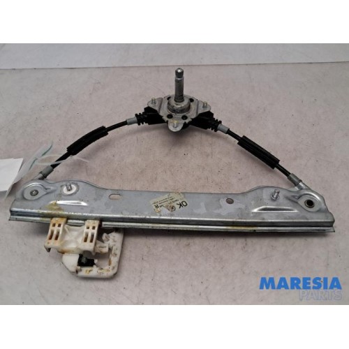 Fiat - Panda - Rear door window mechanism 4-door, right