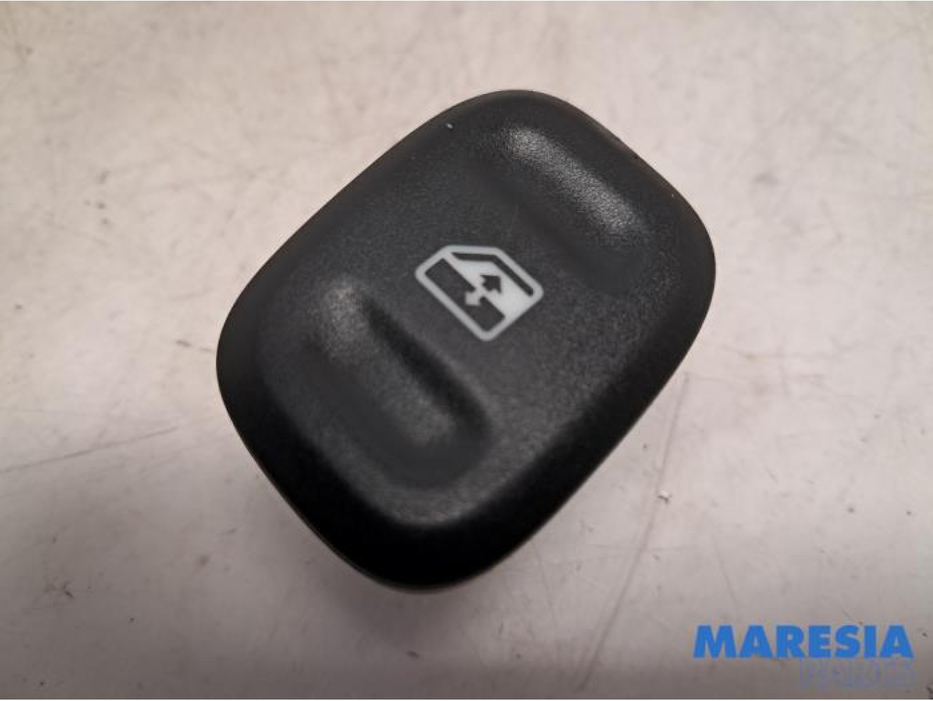 Fiat - Panda - Electric window switch
