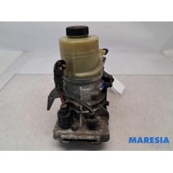 Opel - Vivaro - Pompe direction assistée