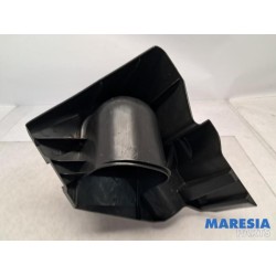 Opel - Vivaro - Air intake hose