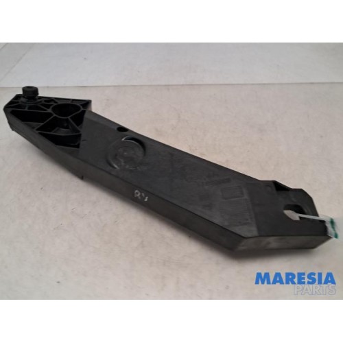Opel - Vivaro - Front part support