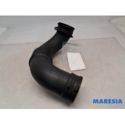 Opel - Vivaro - Air intake hose