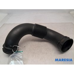 Opel - Vivaro - Air intake hose