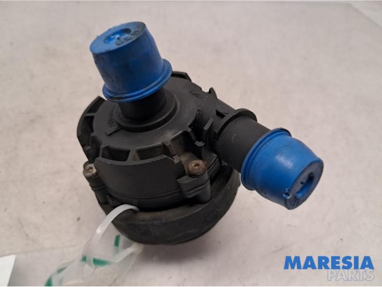 Opel - Vivaro - Additional water pump