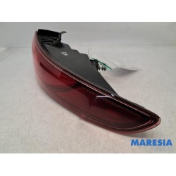 Alfa Romeo - Giulia - Taillight, right