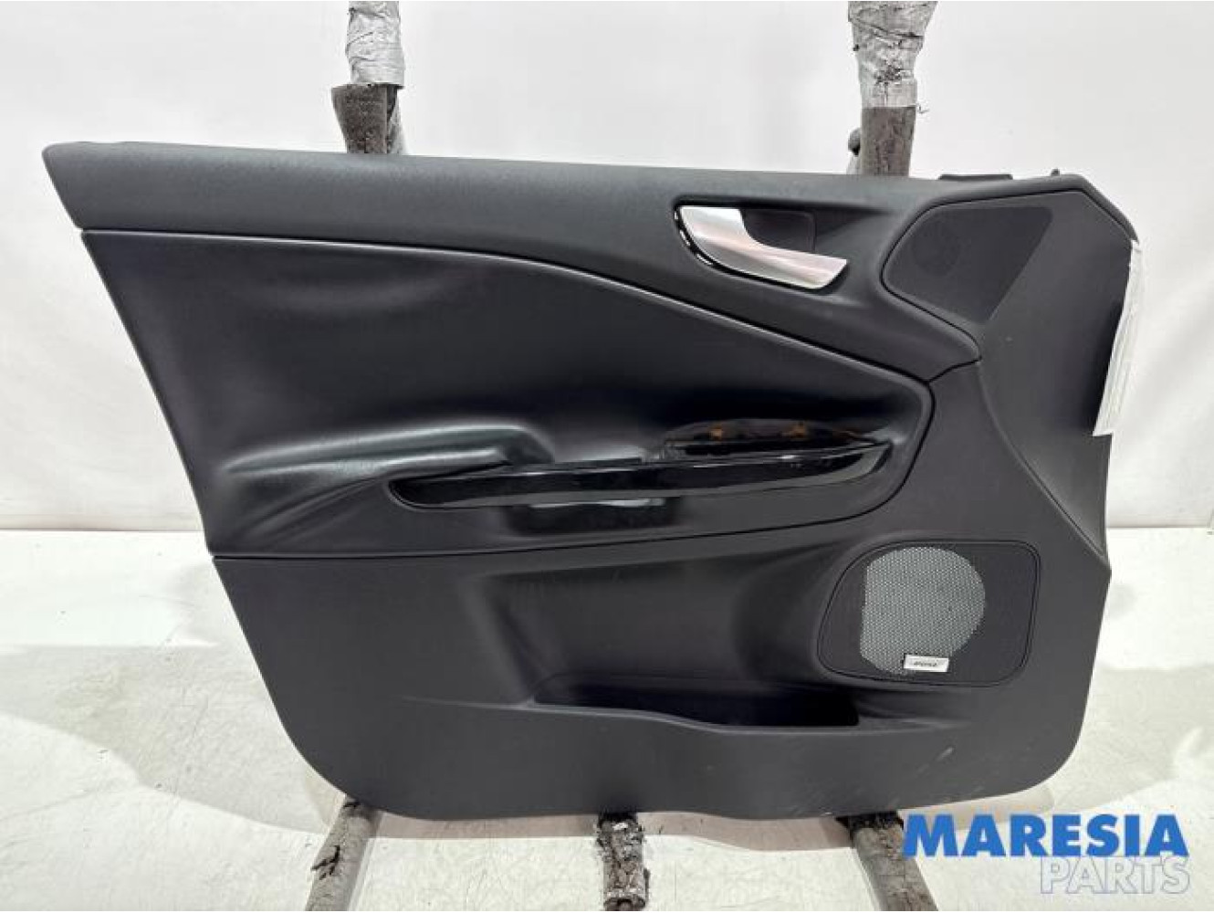 Alfa Romeo - Giulietta - Türverkleidung 4-türig links vorne