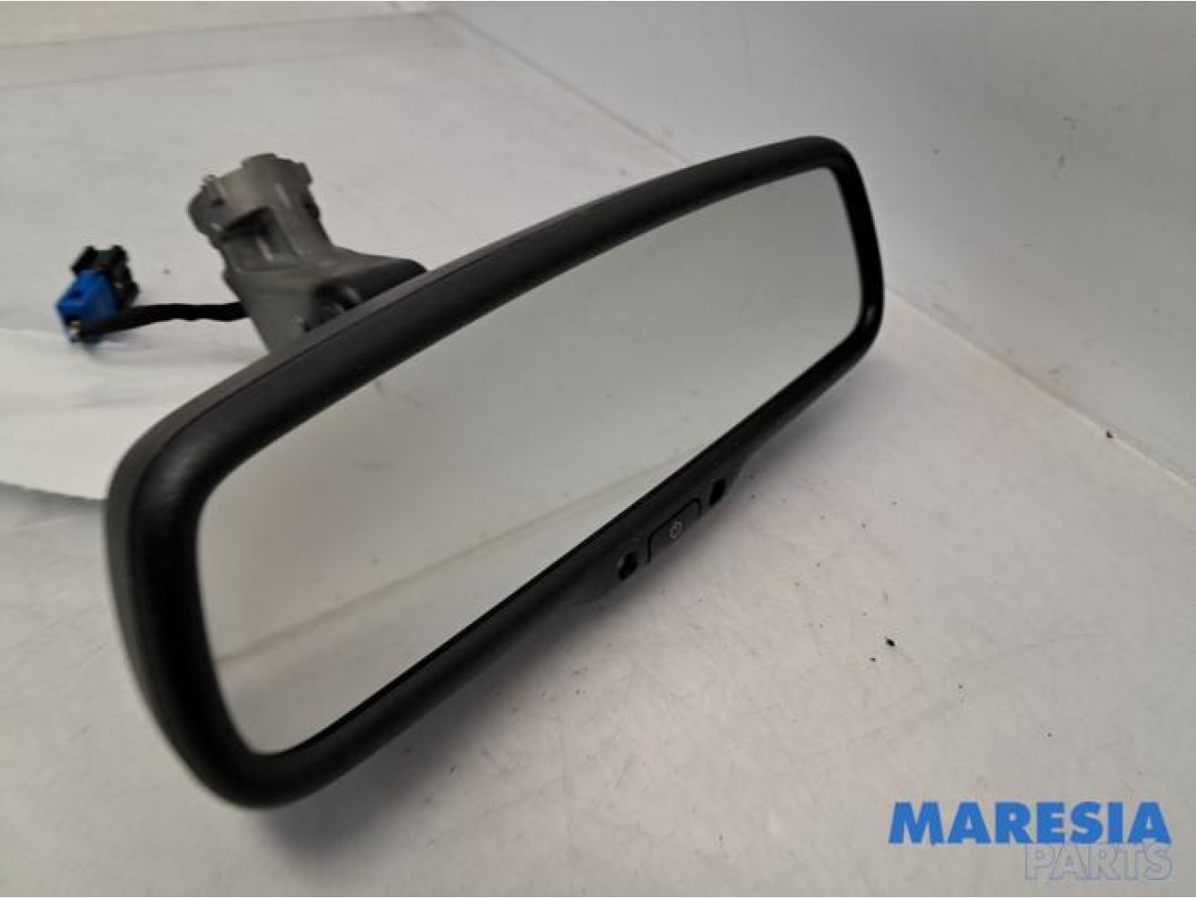 Alfa Romeo - Giulia - Rear view mirror