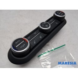 Alfa Romeo - Giulia - Heater control panel