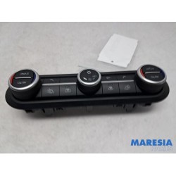 Alfa Romeo - Giulia - Heater control panel