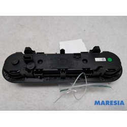 Alfa Romeo - Giulia - Heater control panel