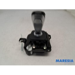 Alfa Romeo - Giulia - Automatic gear selector