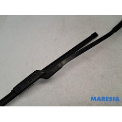 Opel - Vivaro - Front wiper arm