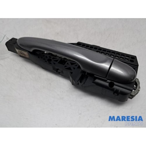 Renault - Captur - Rear door handle 4-door, right