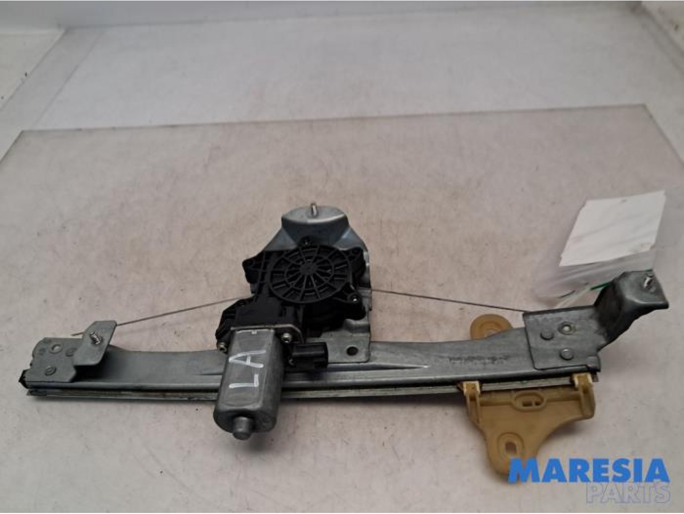 Renault - Captur - Rear door window mechanism 4-door, left