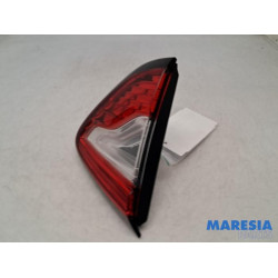 Renault - Captur - Taillight, left