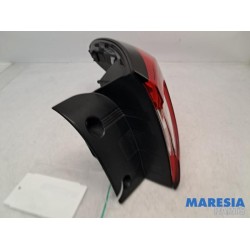 Renault - Captur - Taillight, right