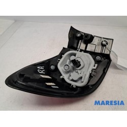 Renault - Captur - Taillight, right
