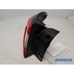 Renault - Captur - Taillight, left