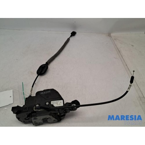 Renault - Captur - Door lock mechanism 4-door, front left