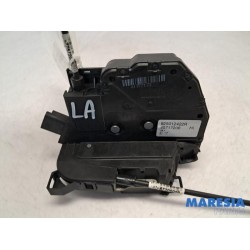 Renault - Captur - Rear door lock mechanism 4-door, left