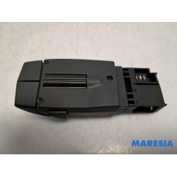 Renault - Captur - Commande radio volant