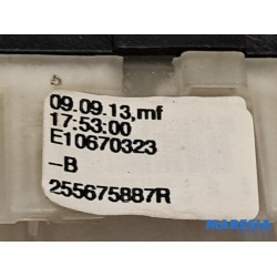 Renault - Captur - Light switch