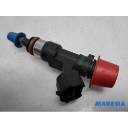 Renault - Captur - Injector (petrol injection)